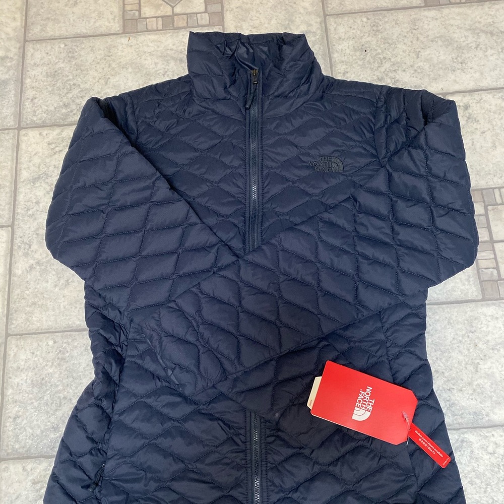 The north face women's thermoball jacket small
